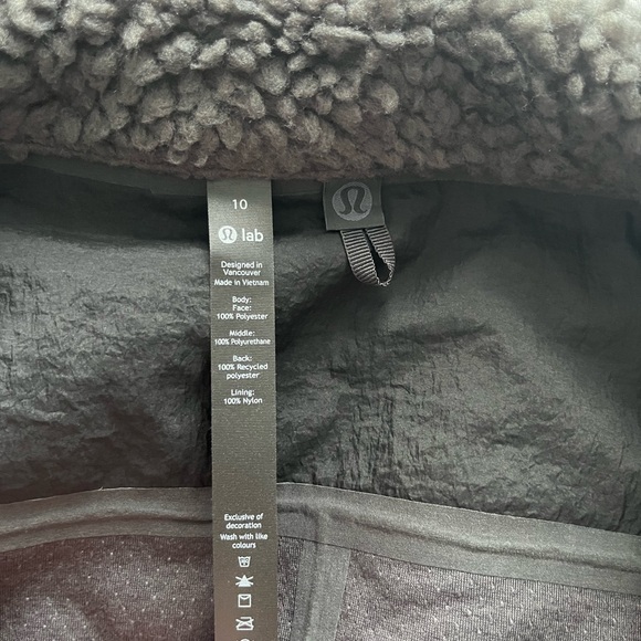 LULU Lemon Lab Sherpa Coat. - Picture 5 of 7